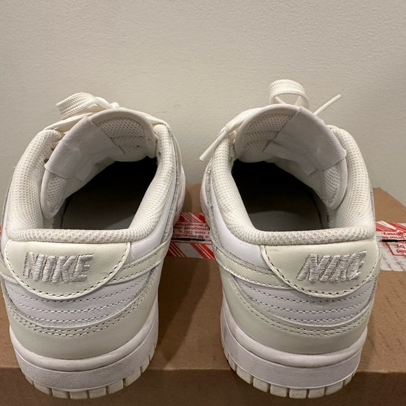 Women Nike Dunk Low (color Coconut) - Picture 5 of 9